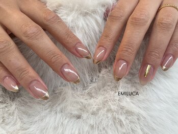 エミルカ(EMILUCA)/