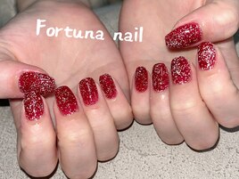 ワンホン赤いキラキラネイル