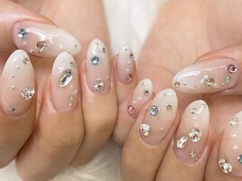 宝石ネイル