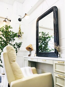 アイラッシュ ノート1103(eyelash note.1103)/内観3