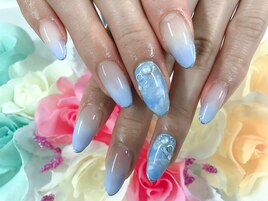 【小山】ブルー爽やかネイル