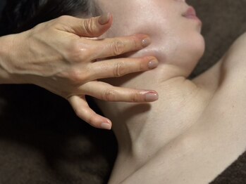 イーズリー(easily)/STEP7フェイシャル筋膜リリース