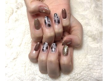 リリーモア(Lily More)/ダルメシアンネイル♪