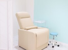 オーク 新潟駅前(OAK)の雰囲気（座り心地の良いリクライニングチェアで、リラックスできます◎）