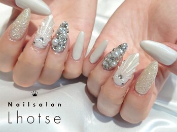 ローツェ(Lhotse)/貝殻ネイル
