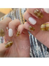 ユイットジョアーズ(Huit Jours)/インクでチェックネイル