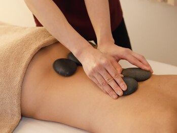 ナチュラルセラピー シン(Natural Therapy Sinn)/ホットストーン