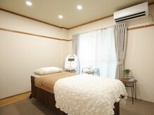 アリー(Allie)/明るく清潔感のある施術スペース