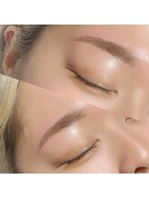 エトレ(ETOLE)/太眉が似合う人の特徴★☆