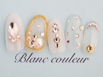 ブランクルール 京都四条烏丸(Blanc Couleur)の写真/豊富なカラーとパーツで貴女だけのお気に入りの爪先へ♪可愛いトレンドパーツも随時入荷☆お得なクーポン有
