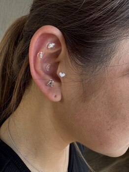 ミミ(mimi)/耳つぼジュエリー