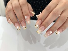 プラス エワル 四日市(PlusEwalu)/ドットフレンチネイル♪