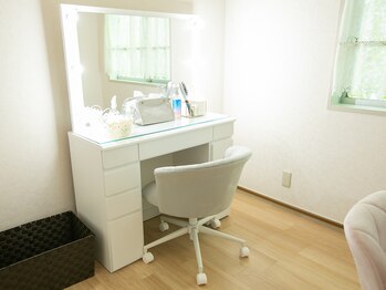 漢方アロマヒーリングサロン 浦和店(漢方AROMAヒーリングサロン)/メイクルーム