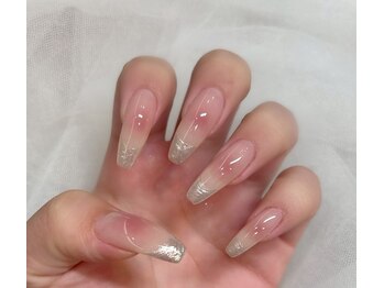 ネイルアンドアイラッシュスタジオ シュシュ(chouchou)/血色チーク・ミラーフレンチ