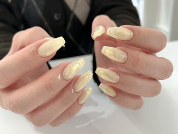 プラス エワル 四日市(PlusEwalu)/春カラーイエローネイル♪