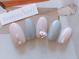 大人可愛いシンプルネイル