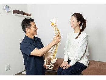 リボーン 新宿マルイアネックス店(Rebone)/時短でしっかり効果！腰痛特化