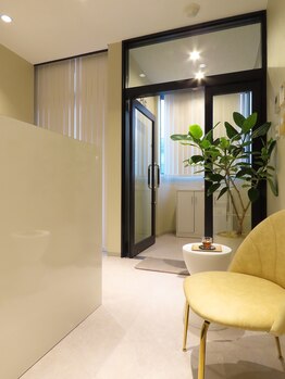 リトリートハリ 銀座院(Re:treat HARi)/エントランス