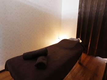 ラックハンズ(LUCK HANDS)の写真/経験豊富なスタッフによる上質な“オールハンド施術”が自慢♪手ぶらで気軽にご来店可能◎駅徒歩圏内サロン