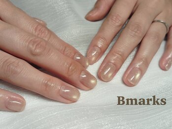 ビーマークス 光の森店(Bmarks)の写真/【☆人気店☆Bmarksが光の森に上陸!!】シンプルだからこそ光る技術力☆清潔感のある品の良い指先を演出◎