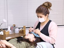 アイラッシュサロン ミルク(milk)/施術中