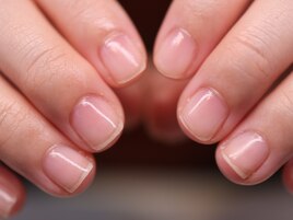 自爪育成/柳津ネイルサロン