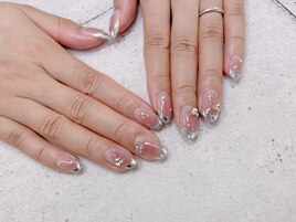 ガラスフレンチネイル