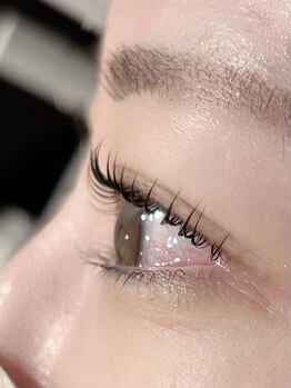 チオン アイラッシュ(CHION eyelash)/まつげパーマ