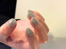 ミントグリーン