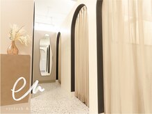 エン 表参道店(en)の雰囲気（表参道駅徒歩2分の好立地◎[表参道/アイブロウ/眉/パリジェンヌ]）