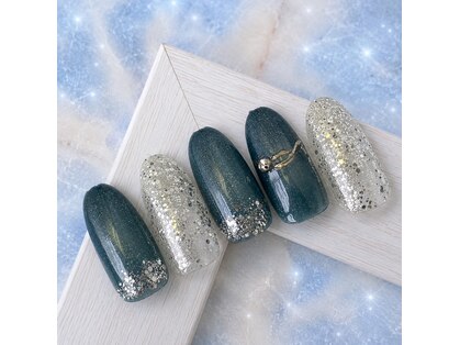 ラヴィネイル アイルアイズサラ 京都駅前店(La Vie Nail I'll Eyes' SARA)の写真