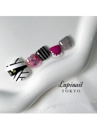 シーズン定額 ￥11,980