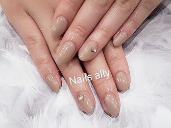 ネイルズアリー 立川店(Nails ally)/ヌーディーベージュ×シェル