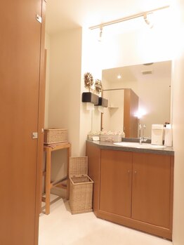 モカ(MOKA)/お化粧室