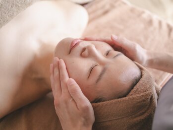 テデミル(tedemiru)の写真/くすみ・肌荒れが気になる方へ。クレイ洗顔で毛穴黒ずみ除去し潤いに満ちた美肌へ♪悩み別ケアで効果実感★