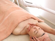 リプラス(Replus)/顔筋マッサージ