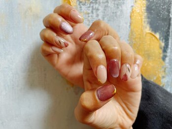 キキネイル たまプラーザ店(kikinail)/9.10月定額B フラワーネイル