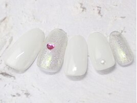 ホワイトネイル