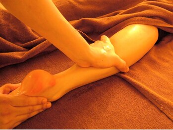 チリン 横浜駅西口店(Chillin')の写真/重いだるさを解消。身体の巡りを整える本格手技!足つぼ×骨盤整体70分¥6990★血行促進/自律神経を整える◎