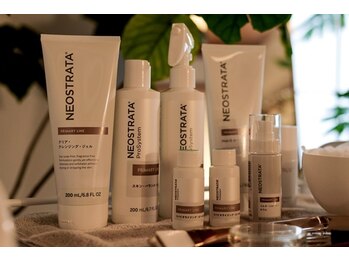 ヴェルーリヤビューティーデザイン(VeluriyaBeautyDesign)/使用スキンケア製品