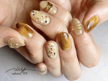 アイヴィー(IVY)/デザイン-べっ甲 ニュアンス