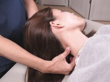 経堂鍼灸整体院/首の施術はたるみ改善の基本