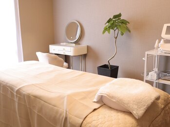 エー プラス リラボ(A plus Relab)の写真/お1人お1人のお悩みに合わせたオーダーメイドケア◆色素悩み・凹凸肌・くすみ＿＿肌質そのものを底上げ!!