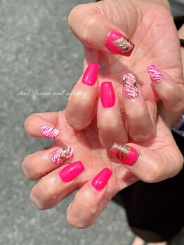 エフネイル 元町中華街店(ef nail)の写真/<ご新規様/Hand4週間・Foot6週間以内オフ無料☆>シンプル～華やかまで幅広いデザインを豊富にご用意♪