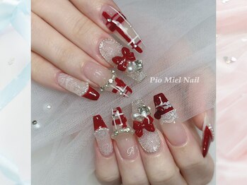 ピオミエルネイル 新宿(pio miel nail)/レッドリボン×クリスマスネイル