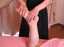 ソワンテラピー(Soin Therapy)/ボディ　軟部組織セラピー　４