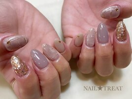 お上品チェックネイル