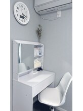 エム(M)/ドレッサー