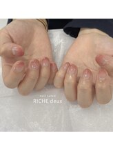 リッシュ ドゥ(RICHE deux)/ピンクグラデーションネイル