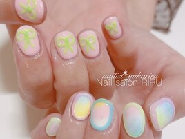 個性派ニュアンスネイル